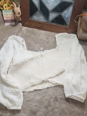 American Eagle Outfitters White Smocked Puff-Sleeve Crop Top